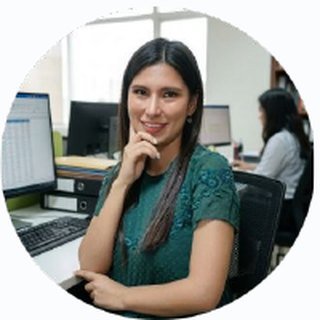 Leticia Ballarta, Analista de Talento Humano